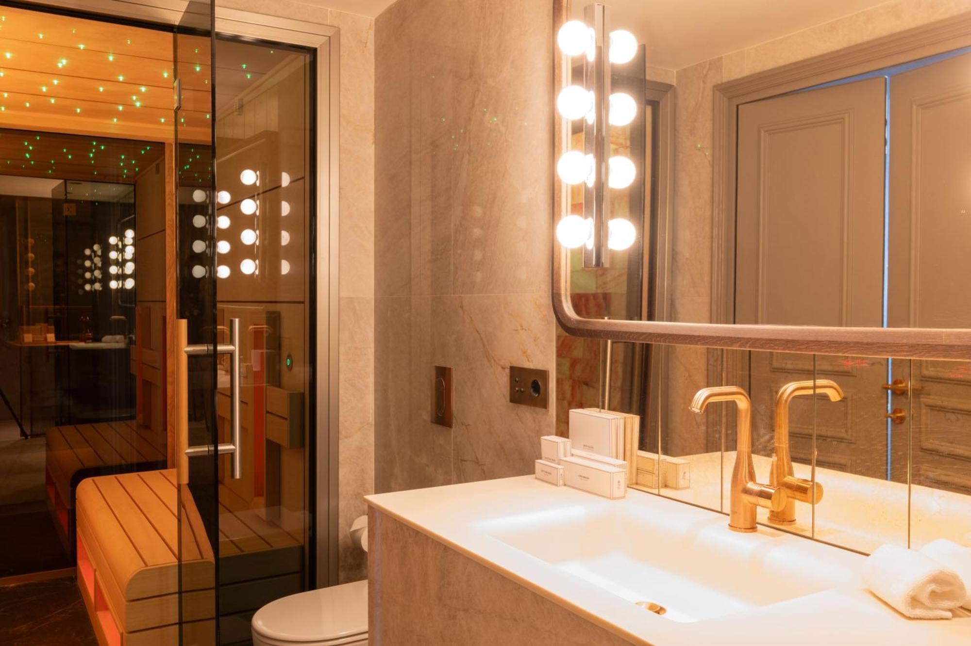 Casa Faraona Luxury Residences マドリード エクステリア 写真